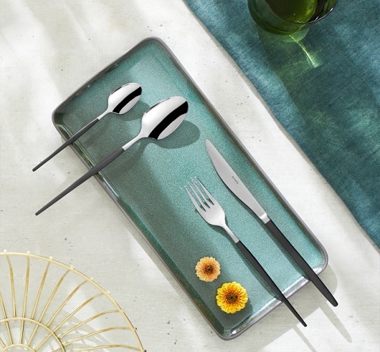 Bestek inox/noir Soprano 16-dlg - Amefa