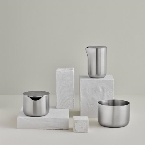 Pot à lait inox avec couvercle - Blomus