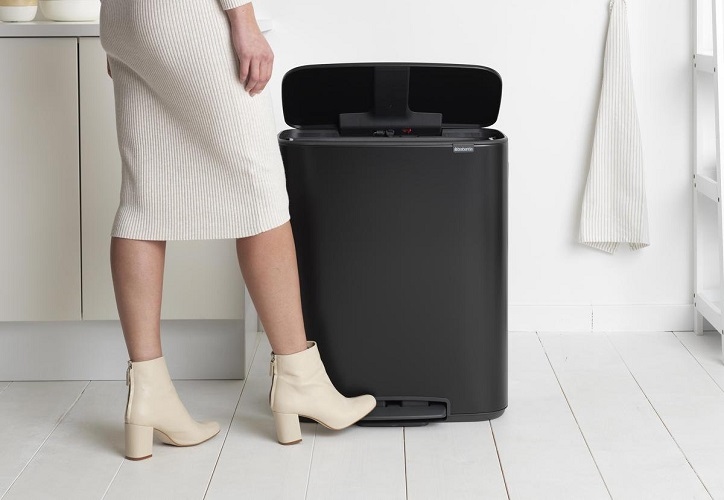 Poubelle à pédale 2 x 30L noir mat - Brabantia