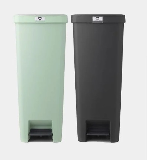 Poubelle à pédale gris fonçé 40 L - Brabantia