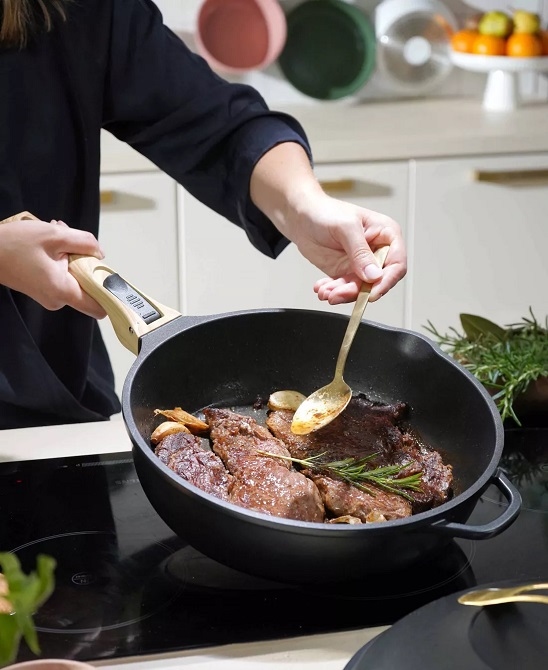 Sauteuse céramique 8 en 1 anti-adhésif 28 cm crème - Cookut