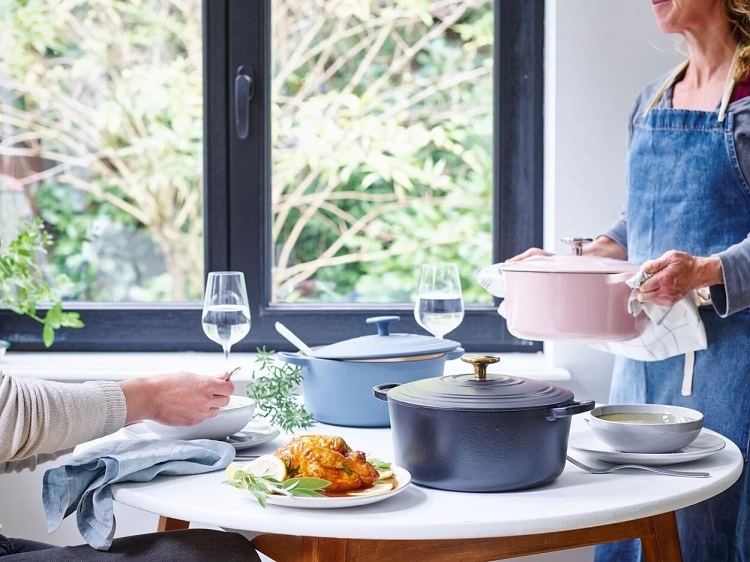 Stoofpot gietijzer roze rond - BK