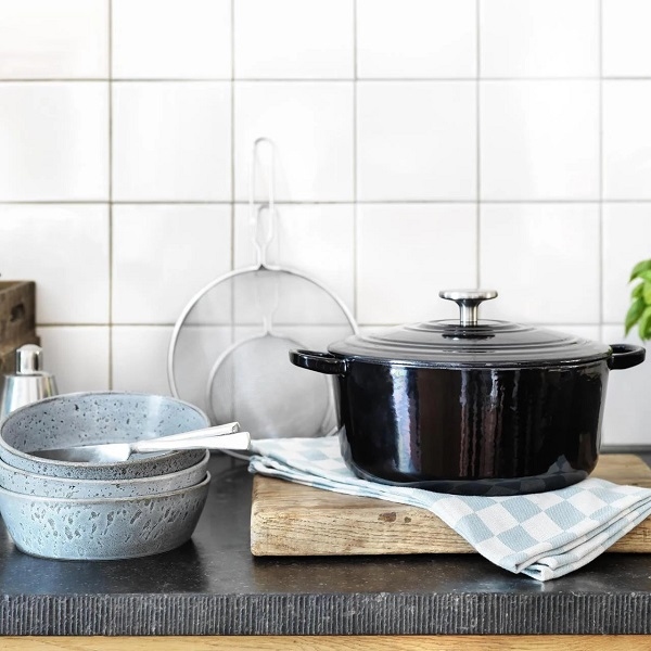 Stoofpot gietijzer zwart rond - BK
